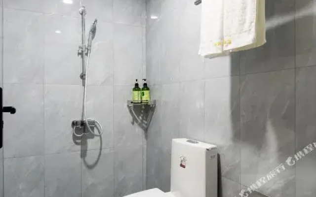 Yuting Hotel (Changsha IFS International Financial Center Wuyi Square Subway Station)