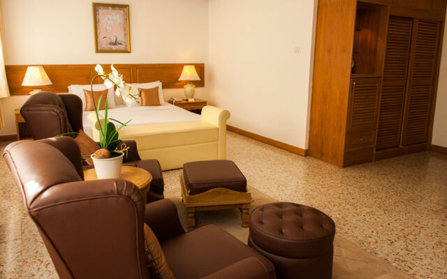 Lido Beach Hotel Pattaya
