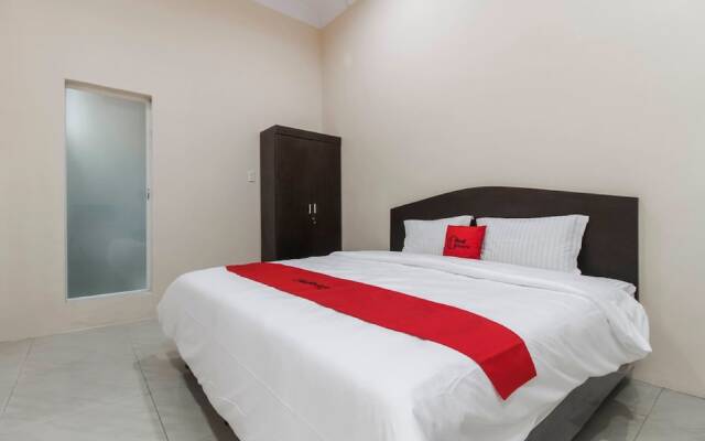 RedDoorz near Grand Palladium