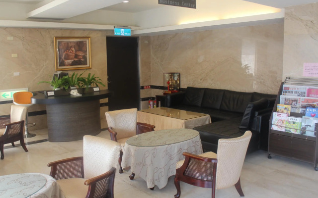 F Hotel Chiayi