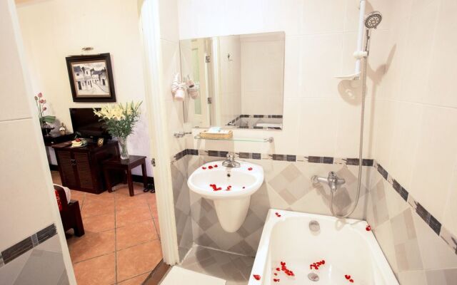Aquarius Hanoi Hotel