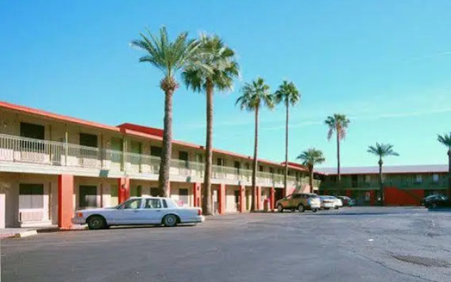 Airport Inn Downtown