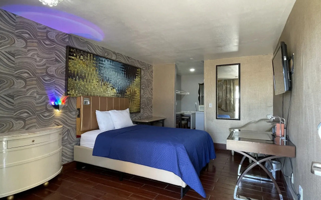 Crown Motel