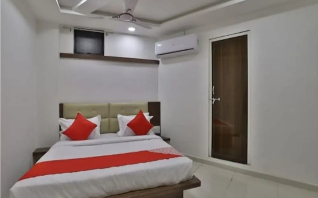 Hotel Dev Palace