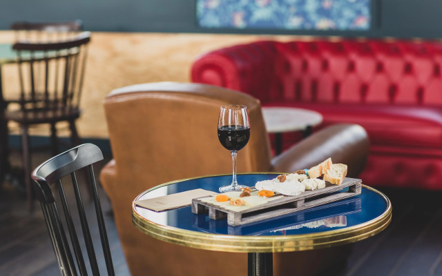 Eklo Hotels Bordeaux Centre Bastide