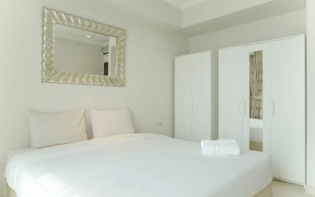 Homey And Comfort Stay 2Br Bellezza Apartment