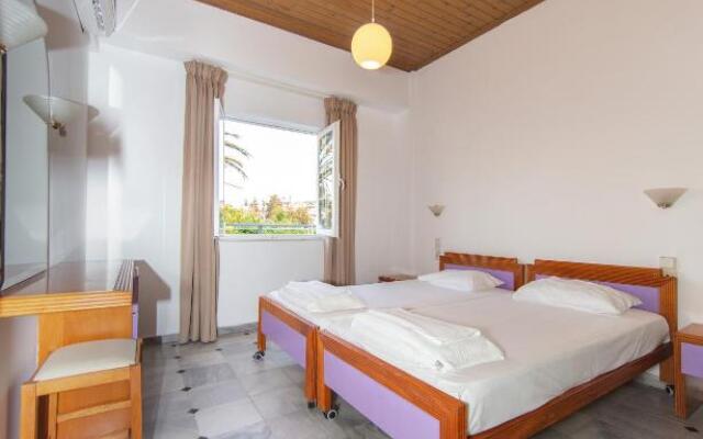 Manias Hotel Apartments