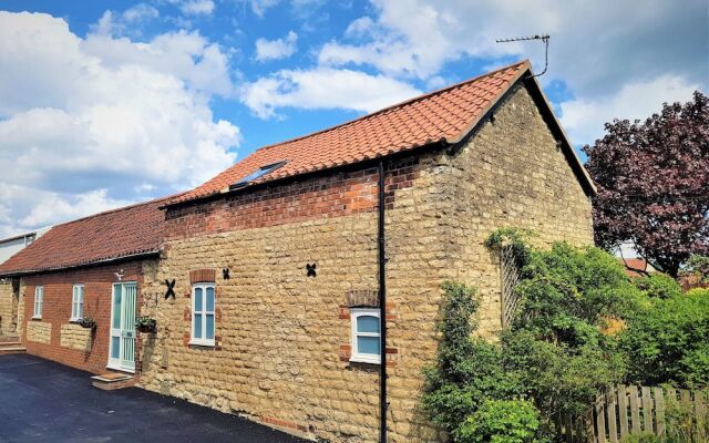 The Old Granary - Holiday Cottage