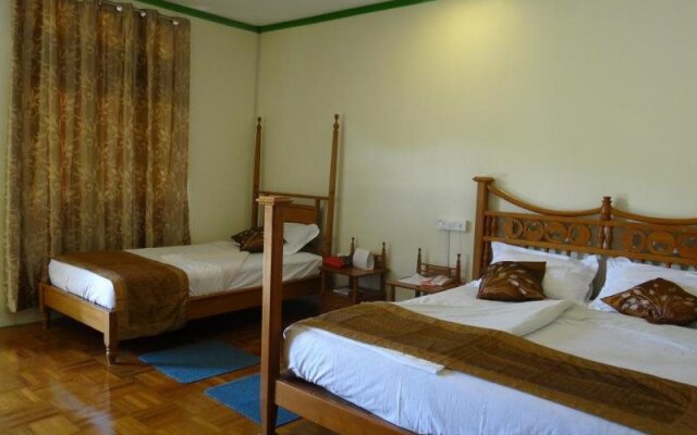 Mrauk Oo Nawarat Hotel