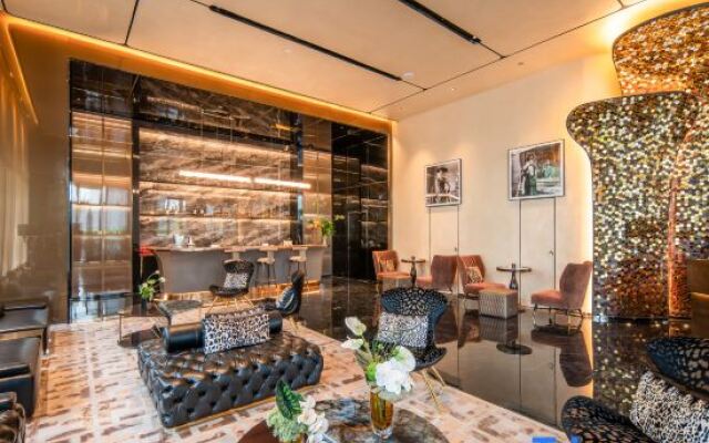 Rezen Hotel Shanghai Pudong Street（Lujiazui Riverside Center）