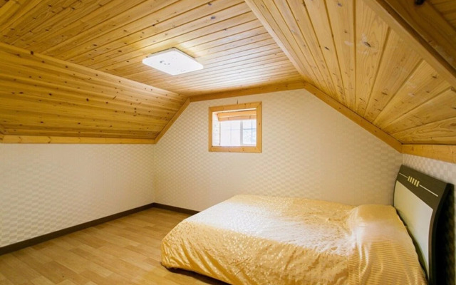 Yeongwol Deulkkotsanjang Pension