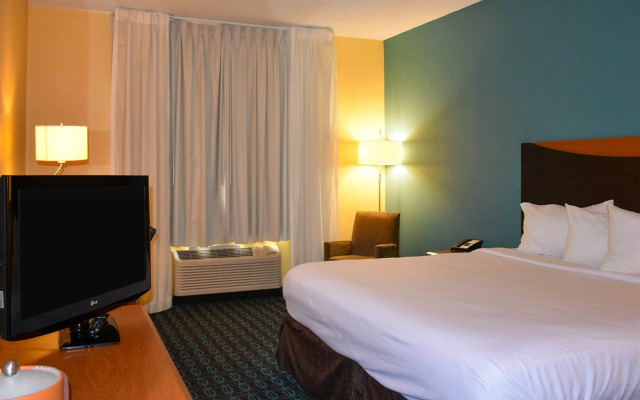 Comfort Inn & Suites Texas City I-45