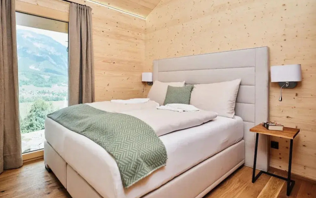 Majestic Chalet With Pool and Sauna