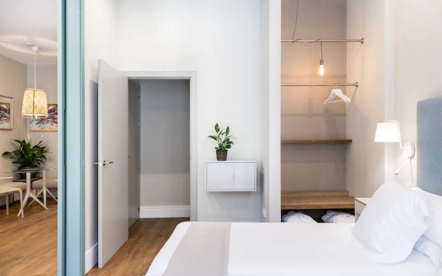 Puerta Catedral Arenal Suites