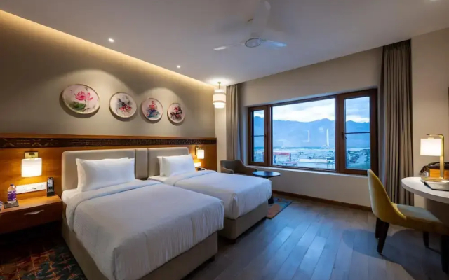 Charmwood Hotel