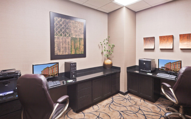 Holiday Inn Hotel & Suites Tulsa South by IHG