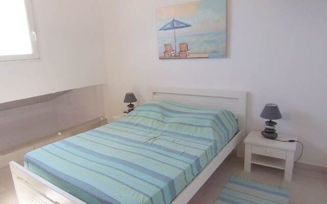 YVETTE MINI-VILLA - FACING THE SEA Apartment 2