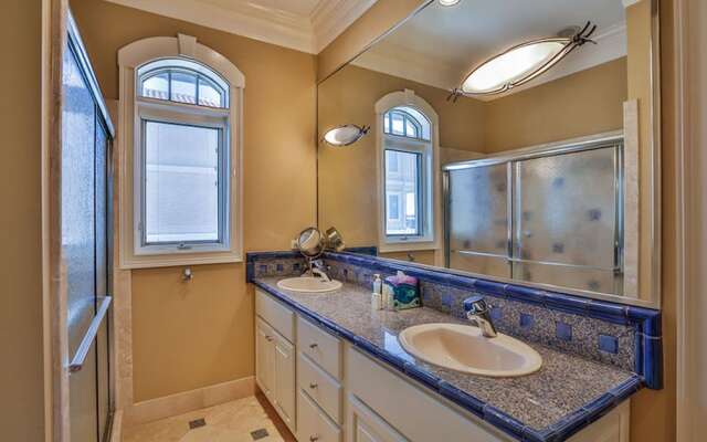 Bella Luna by RedAwning