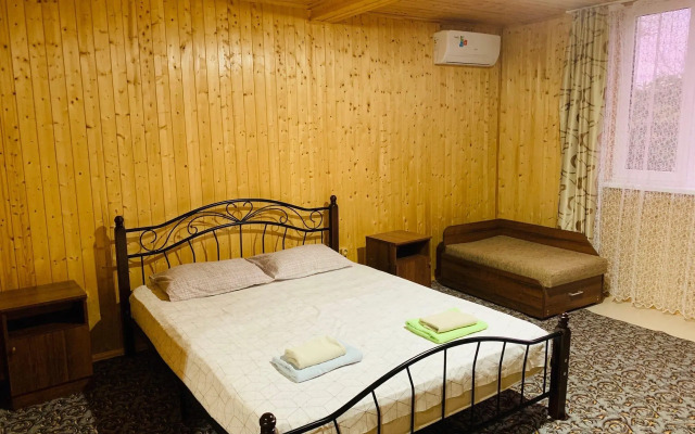 Guest house at Valentina's