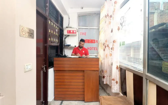 OYO 19403 Hotel Ashish Plaza