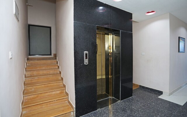 OYO 4809 Hotel Mannat Excellency