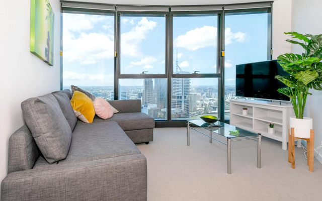 Lvl 59 Skytower Amazing Views CBD Wifi Carpark by Stylish Stays – Guest Rooms – Brisbane