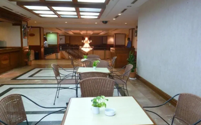 Gocos Hotel