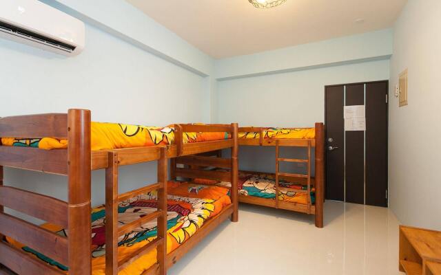 Wulas Dorm Backpackers