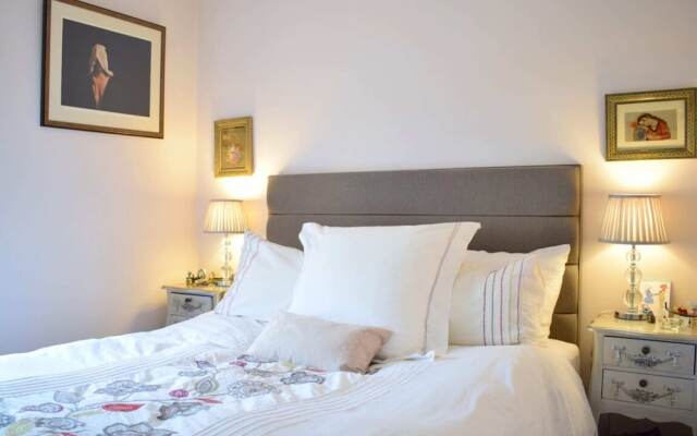 Whitechapel Modern Studio Flat