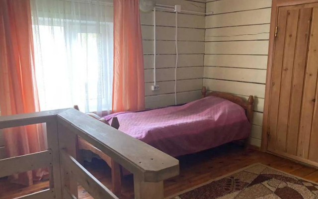 Усадьба у берега Надежды