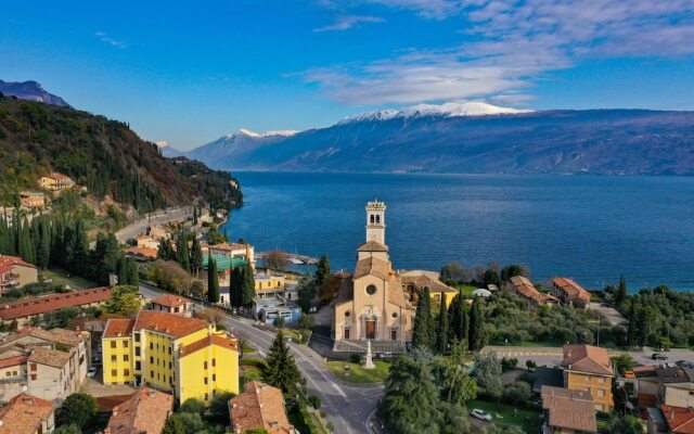 Al Peveri - Private Parking & Near Lake