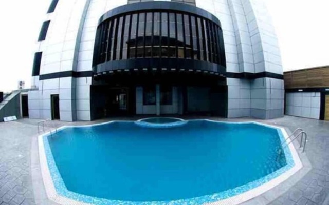The Avenue Suites