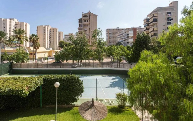 New San Juan beach apartment with AC
