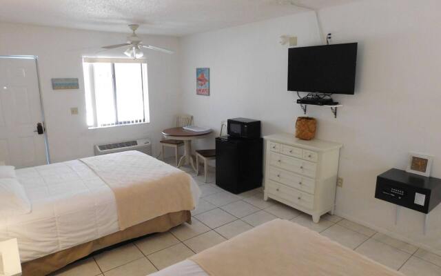 Nokomis Inn and Suites