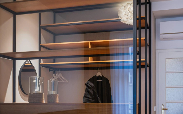 Sophisticated Apartment in Vinohrady by Prague Days