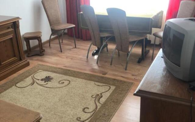 Apartament 1 comera