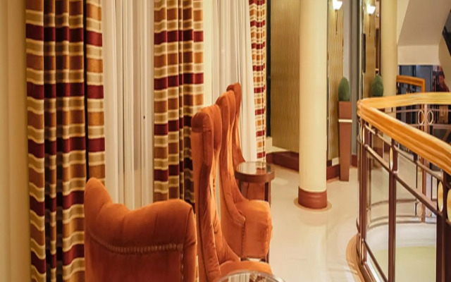 Royal Garden Hotel