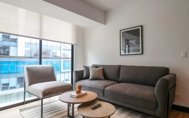 w Magnificent 2BR w Great Balcony in San Isidro