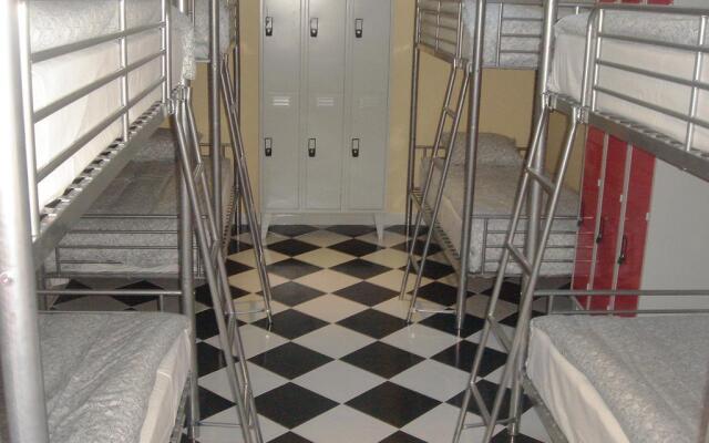 DownTown Guest House