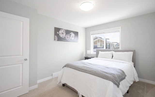 Modern 3 Bedrooms Townhouse in Southpoint