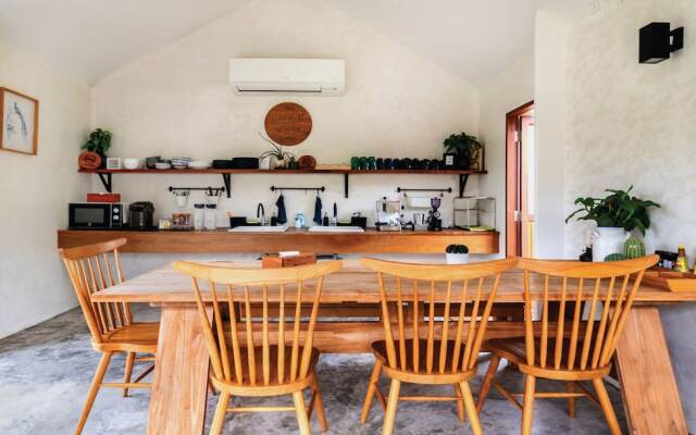 The Little White Bird Traveller Hostel