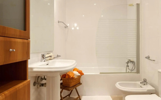 Prestancia apartament by the urban hosts