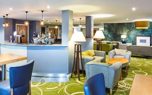 Mercure Newbury West Grange Hotel