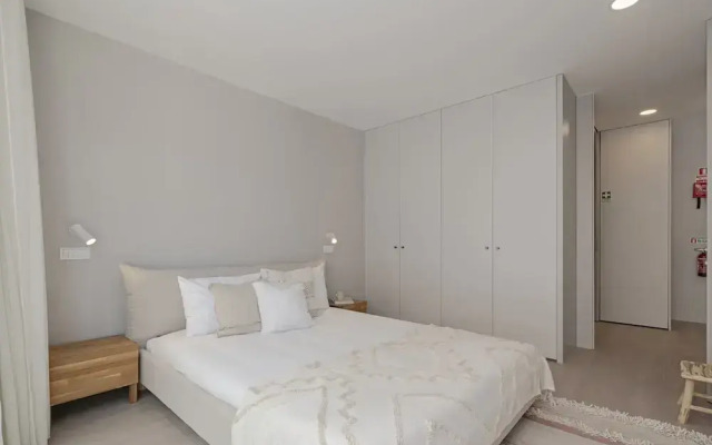 Cine Park Residence by An Island Apart