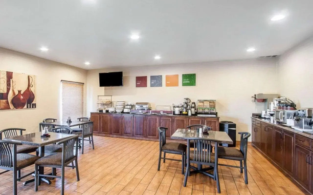 Comfort Inn US 60/63