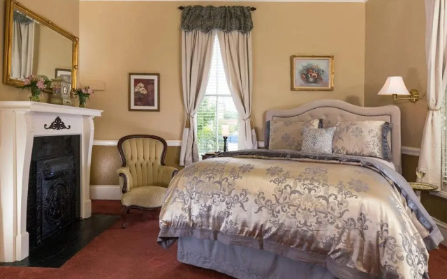 The Aerie Bed and Breakfast