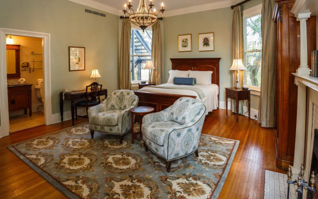 The Gastonian, Historic Inns of Savannah Collection