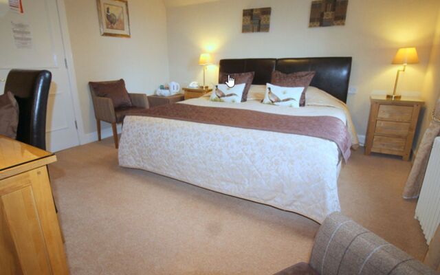 Tigh-na-Cloich Hotel