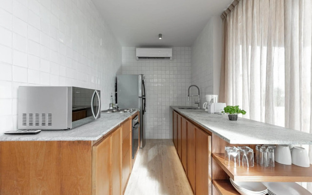 402 Amazing penthouse for couples