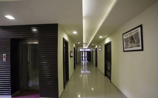 Royal Rosette Lake View Boutique Hotel